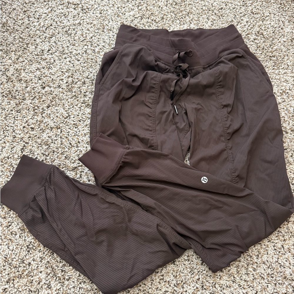 lululemon mid rise dance studio full length Chocolate Brown Joggers sz. 6